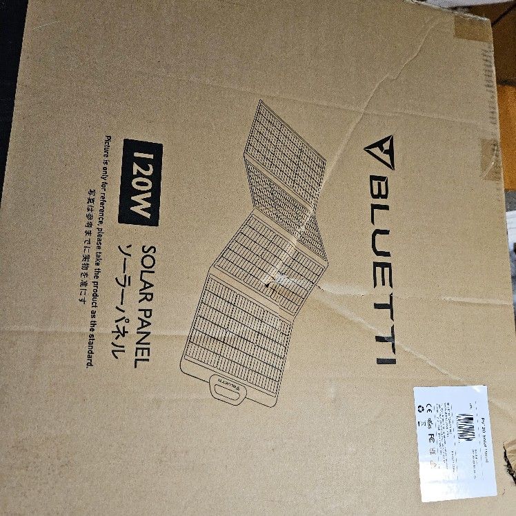 BLUETTI PV120 120W Solar Panel Foldable Long-lasting IP65 MC4 Connectors, Brand New Open Box Prices Firm No Offers No Trades