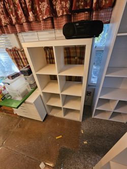 Bookshelf 