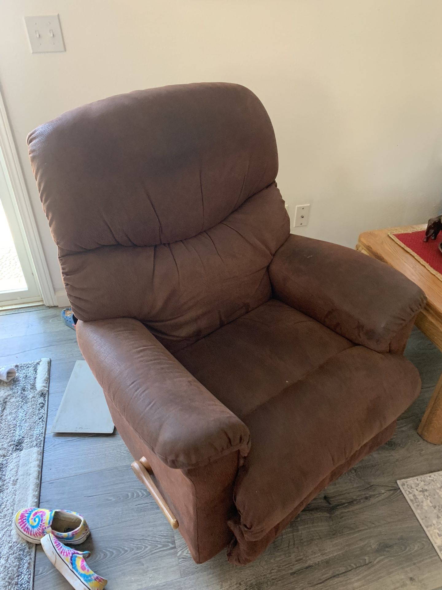 Lazy Boy Recliner And Couch Recliner Set