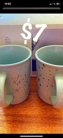 Beautiful new mugs in box