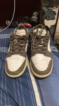 Nike dunks size 9