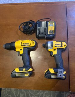 Dealt 20v Max Cordless Drill/driver And Impact Driver Kit.