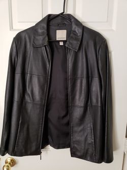 WISLONS LEATHER Gently used leather jacket.