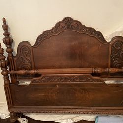 Queen carved antique bed