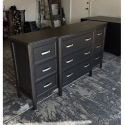 Dresser Sale ( Ask For Price !)