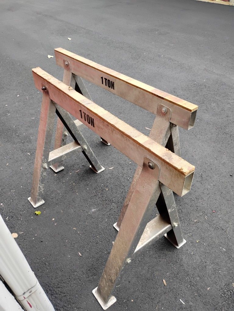 Heavy Duty Sawhorses