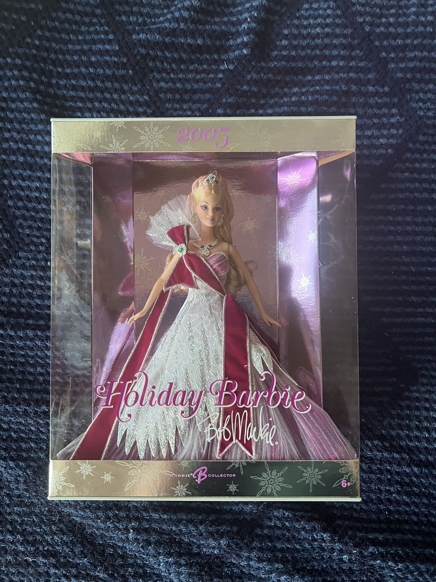 NWT 2005 Holiday Edition Barbie