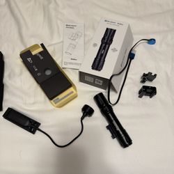 Olight Odin 2000 Lumen Light LNIB
