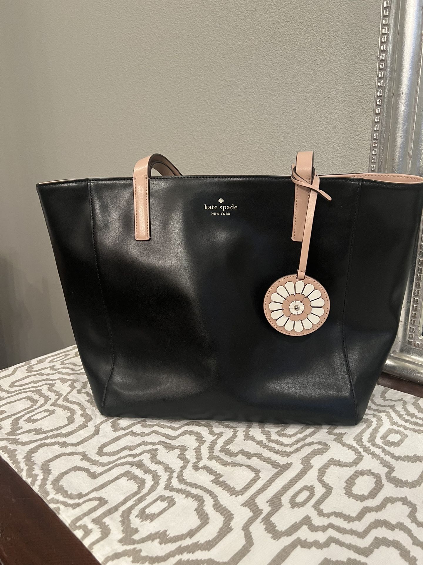 Kate Spade Daisy Tote Bag