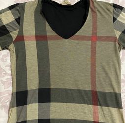 Burberry t shirt