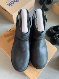 UGG - Brand new - US10
