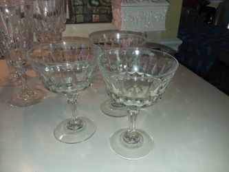 Set Of 3, Glass Dessert Bowls with Stem