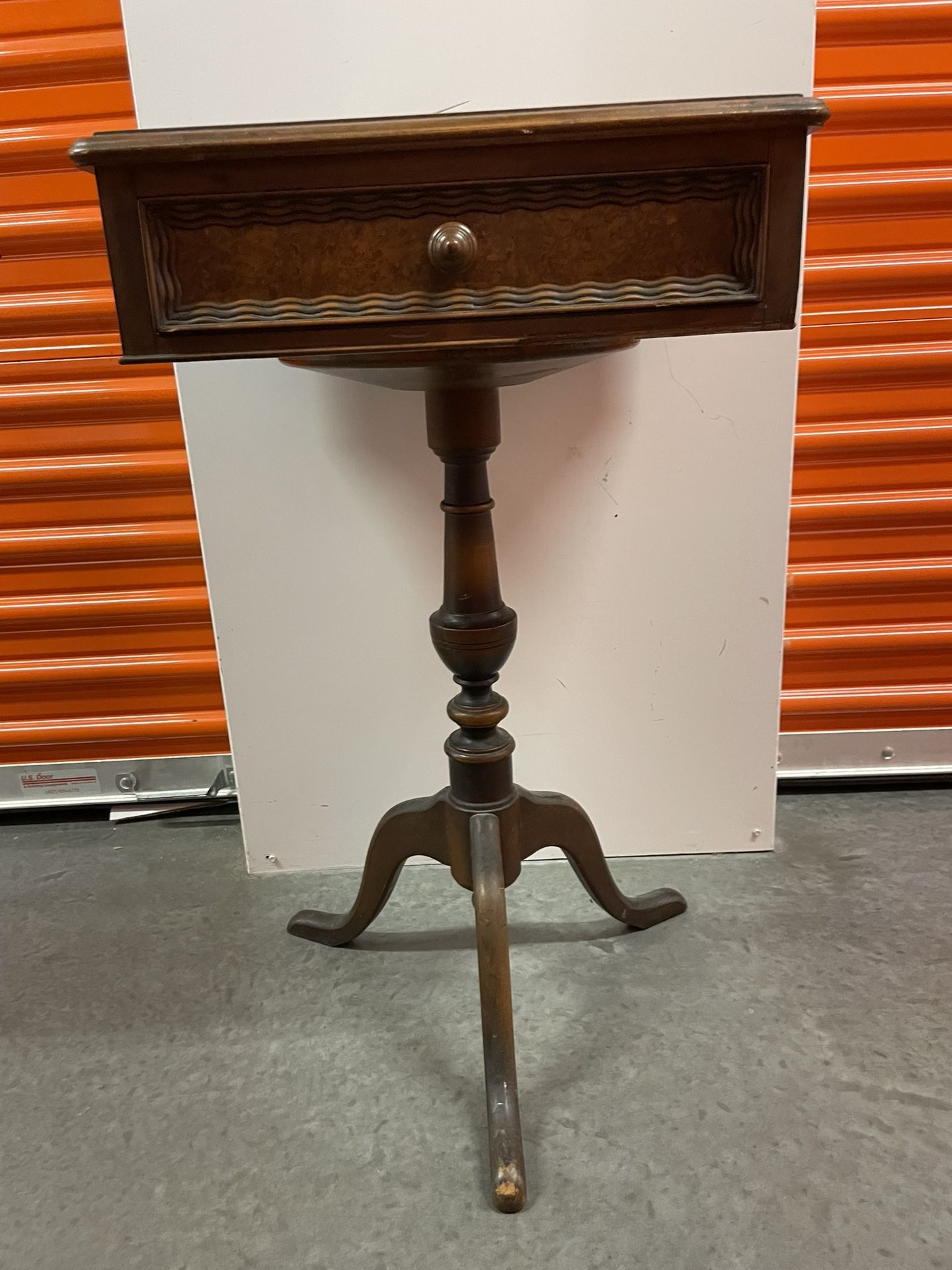 Antique Berkey & Gay Pedestal Side Table