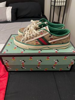 Gucci x Disney tennis 1977