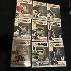 16 funko Pops
