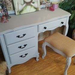 French Provincial Vanity With Stool 