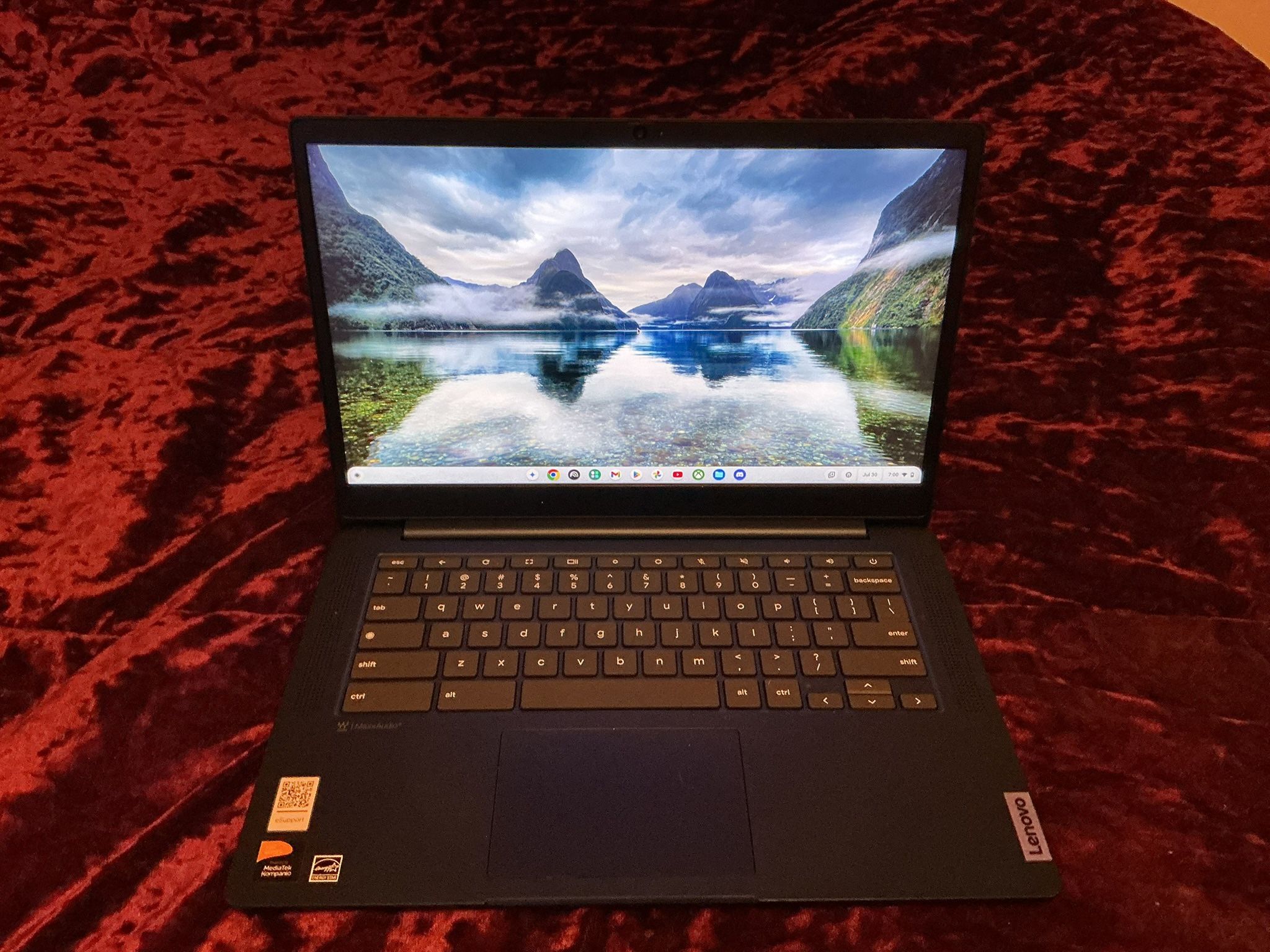 Lenovo Chromebook IdeaPad Slim 3
