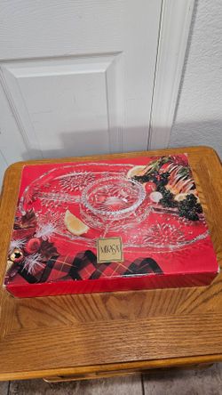 MIKASA SERVING TRAY FOR APPETIZERS AND DIP