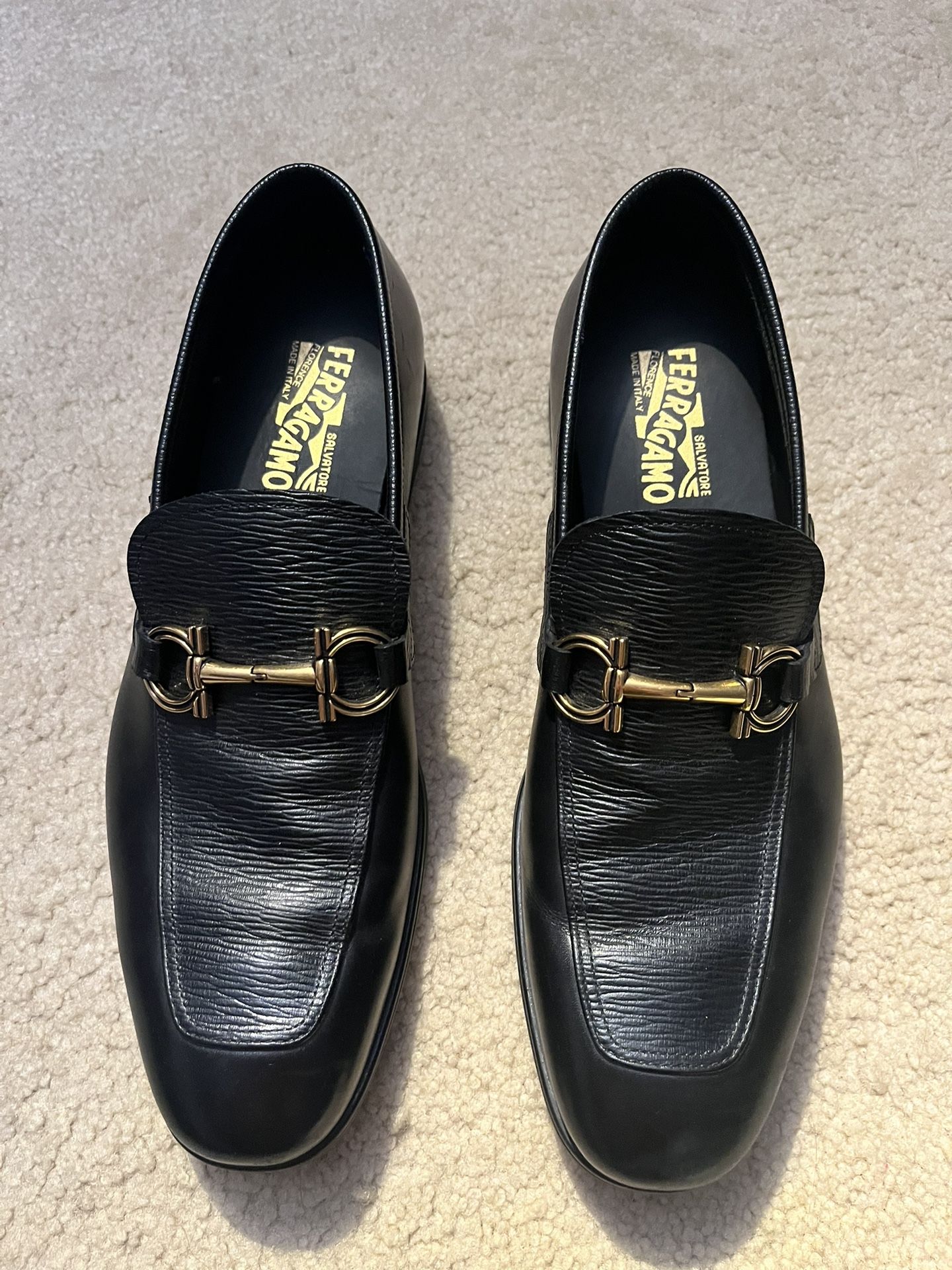 Salvatore Ferragamo Mens Shoes gold buckle