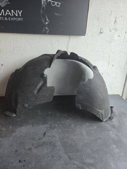 PORSCHE CAYENNE 2011-18 FRONT RH SIDE FENDER LINER SPLASH OEM 7P(contact info removed)