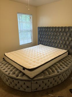 Queen Round Storage Platform Bed  With USB and Pop Up Storage 