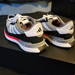 Adidas Spikeless Golf Shoes Size 10