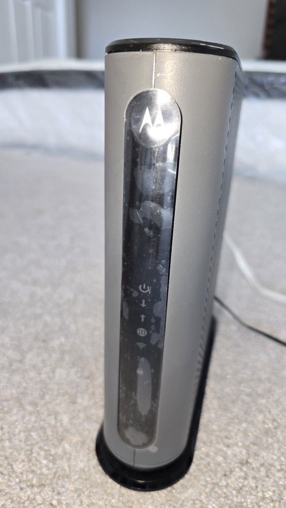 Motorola AC1900 Modem Router