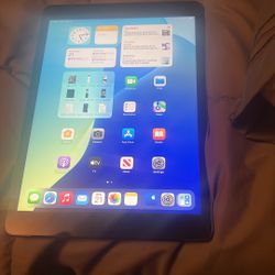 iPad 9th Generation Gray!