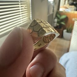 Gold Ring 