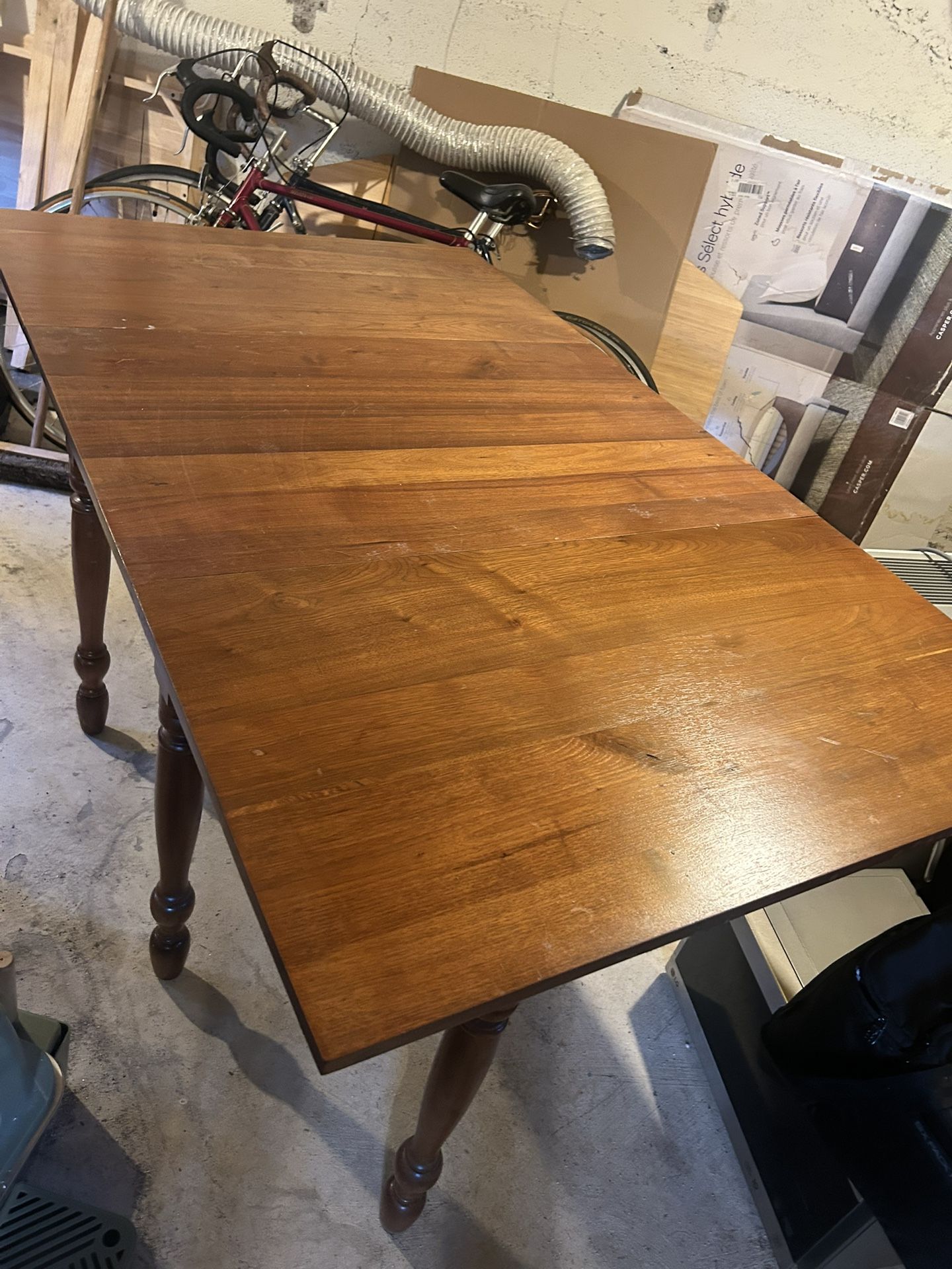 Dining room table