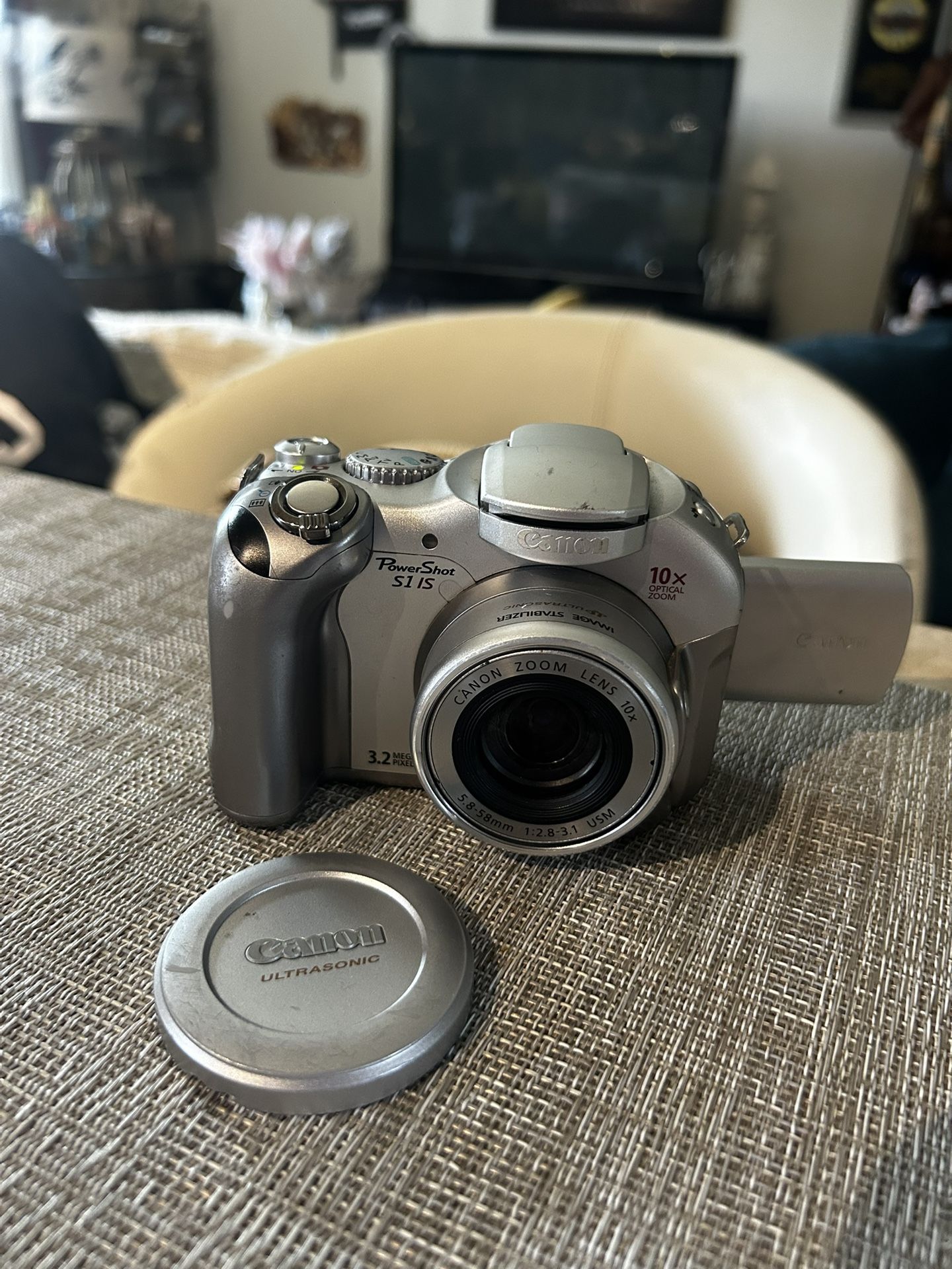 Canon Powershot S1 IS Digital Camera