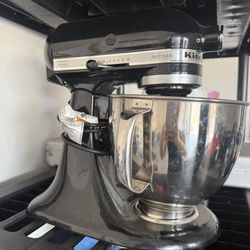 Kitchen Aid Mixer 