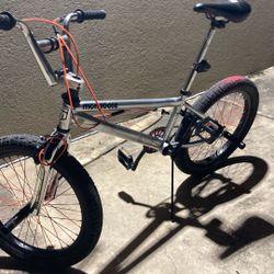 Mongoose Freestyle Bmx Bike 20 Inch