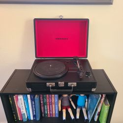Crosley Cruiser Plus Suitcase Record Player 