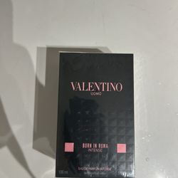 Valentino 