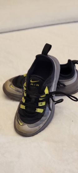 Kids Nike AIR shoes Sz 11.5