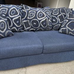 La-Z-Boy Blue Couch, loveseat & Multi-colored Recliner Chair