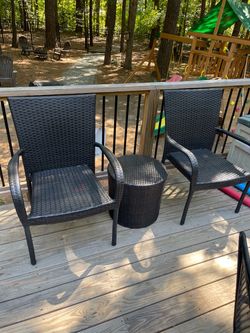 Outdoor Chairs and Round Table