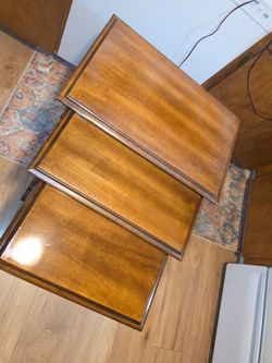 Vintage Set of 3 - Ethan Allen Georgian Court Nesting Tables   night stand/living room stands