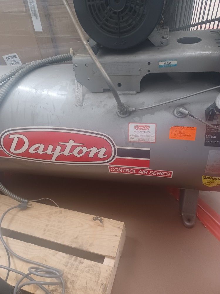 Dayton Control Air Series Air Compressor