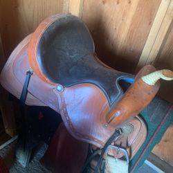 Western Saddle 2