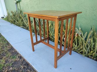 Bar Table