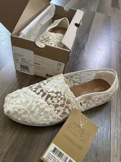 Toms Bridal Lace Shoes