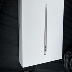 Free MacBook Box