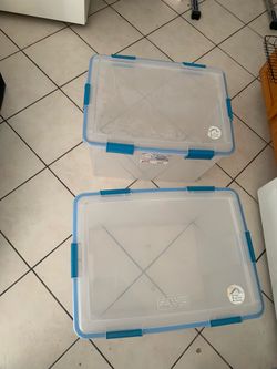 4 storage boxes