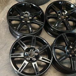 Mitsubishi Eclipse 18 inch 5 lug Powder coated black-