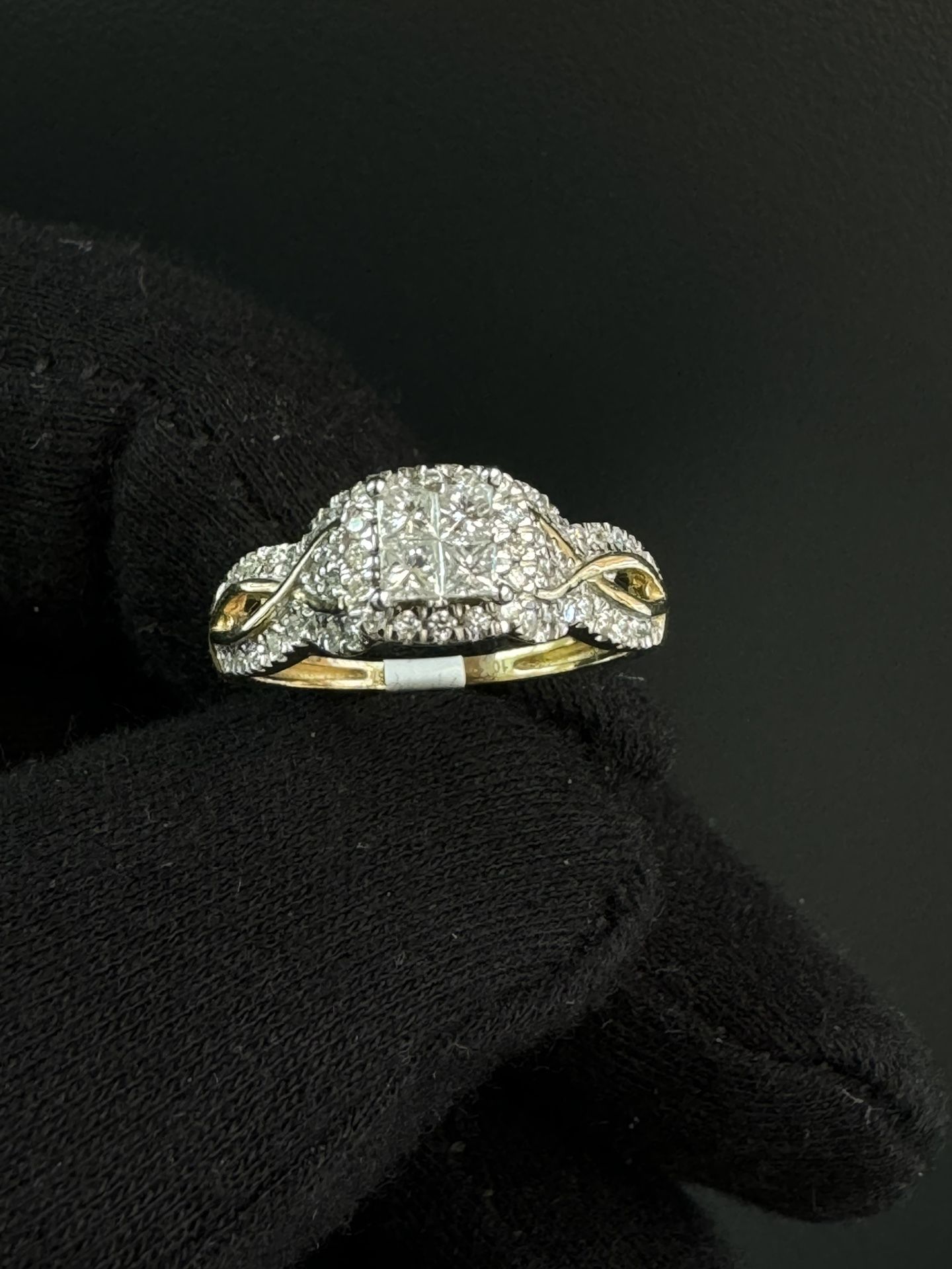 10K 0.67CTW LADIES ENGAGEMENT RING