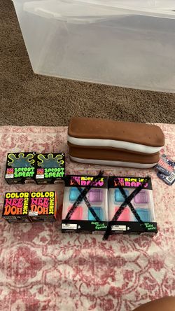 NEEDOH/SQUEEZY TOY