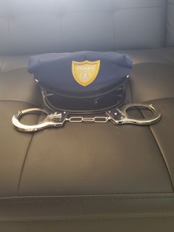 Children's Police Hat With Toy Cuffs And Key