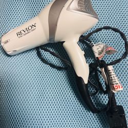 Revlon ceramic hairdryer